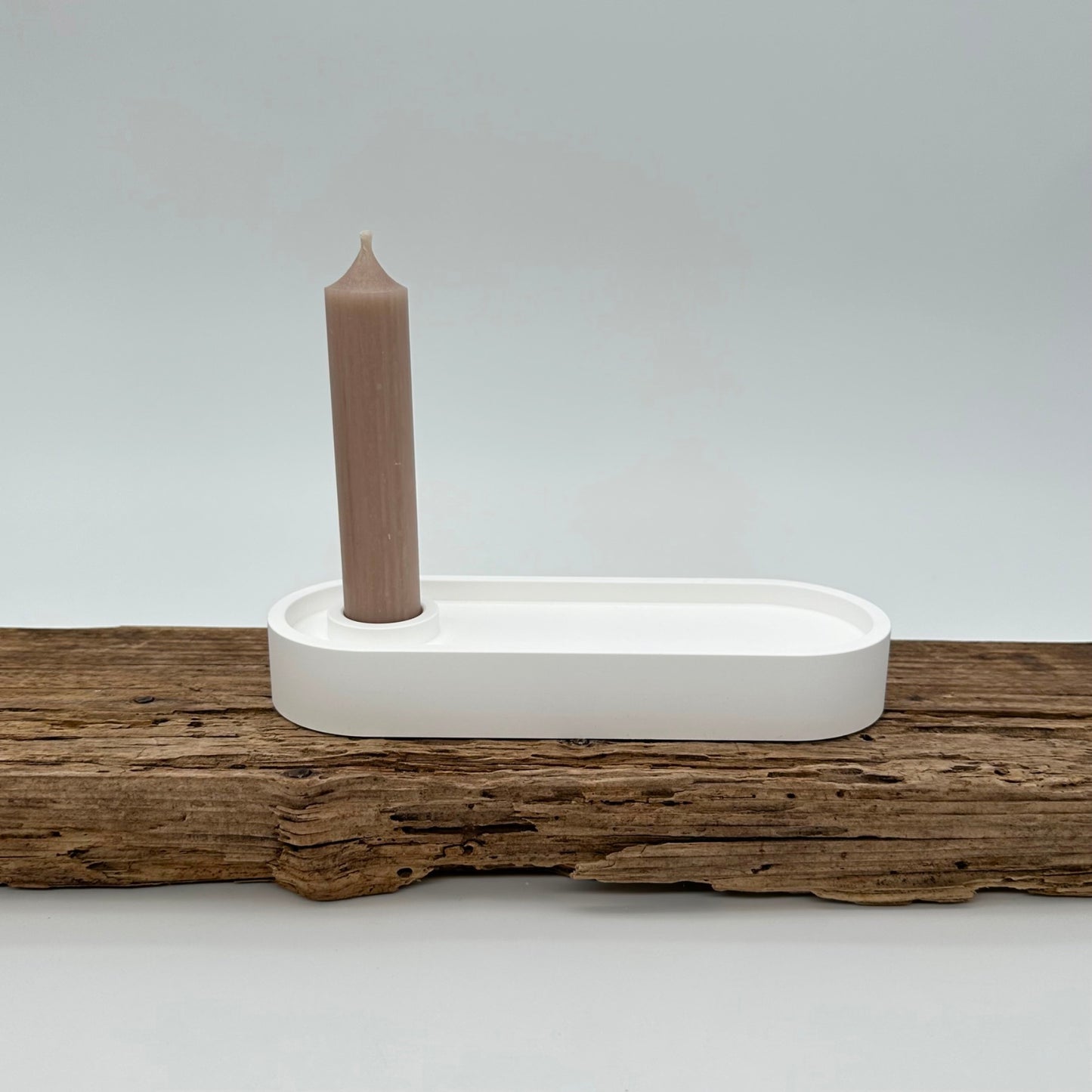 Schale mit Stabkerzenhalter
