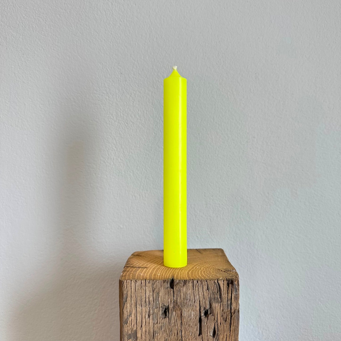 Neon Stabkerze 4 vers. Farben