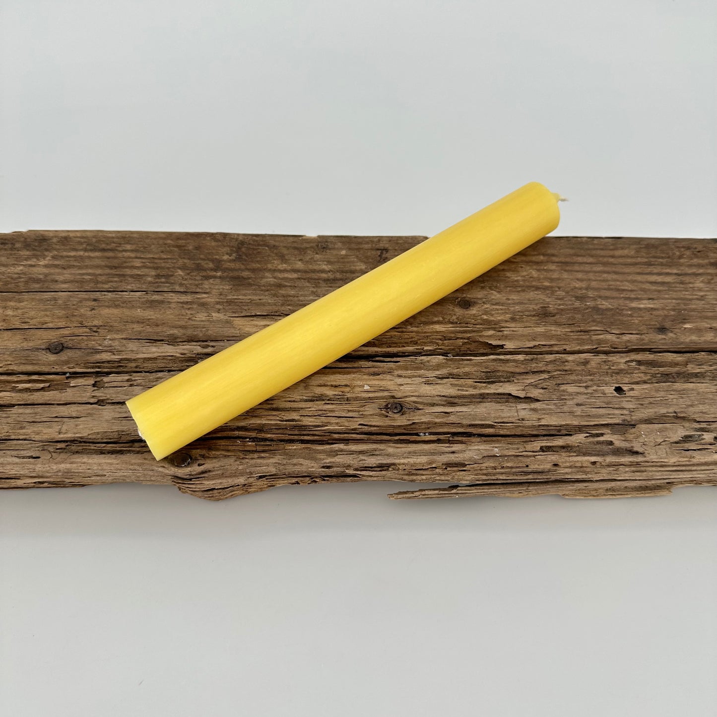 Stabkerze in hellem gelb