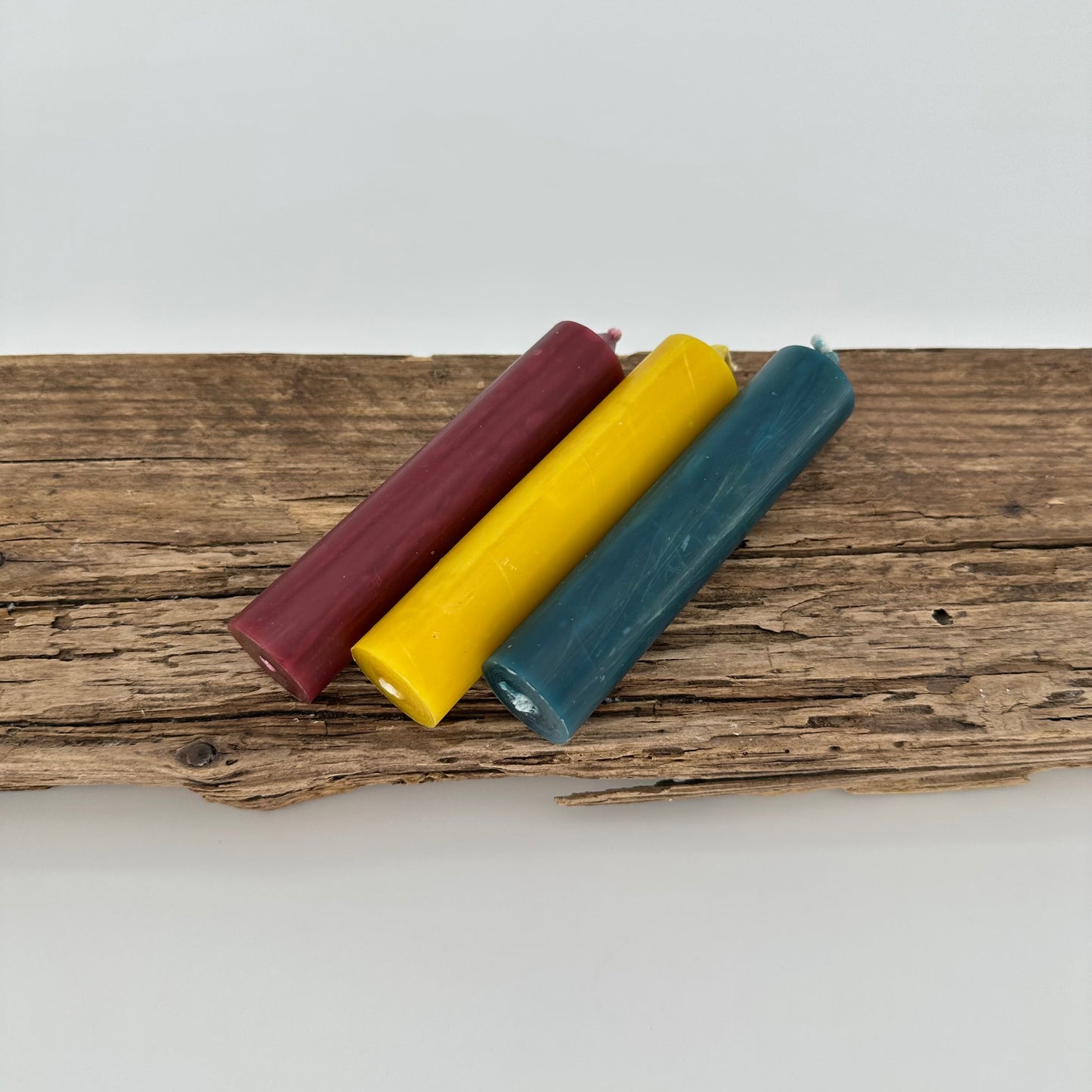 Stabkerze in dunkel rot