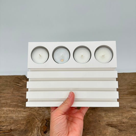 Teelichthalter mit 4 Einschieberöffnungen