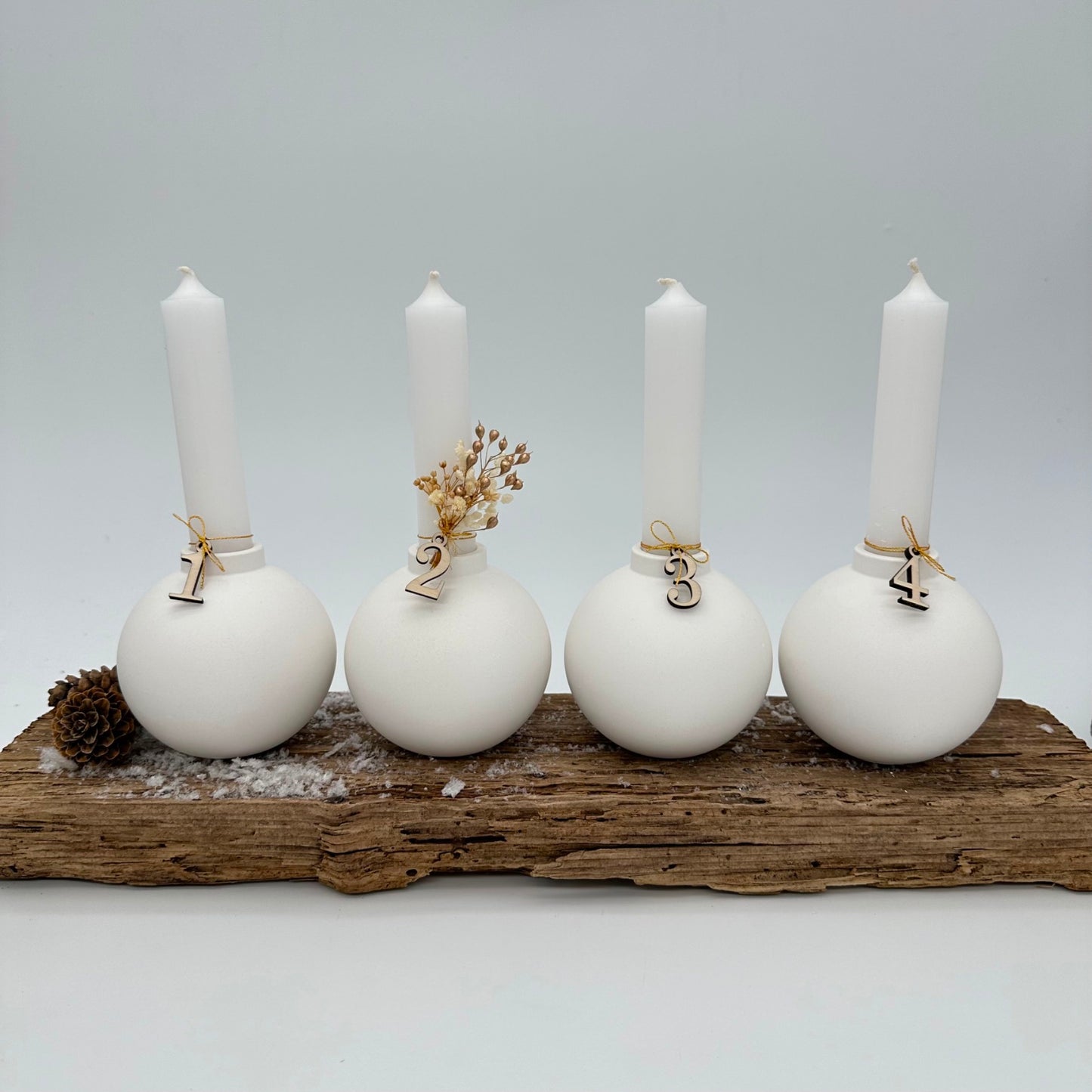 Weihnachtskugel Stabkerzenhalter