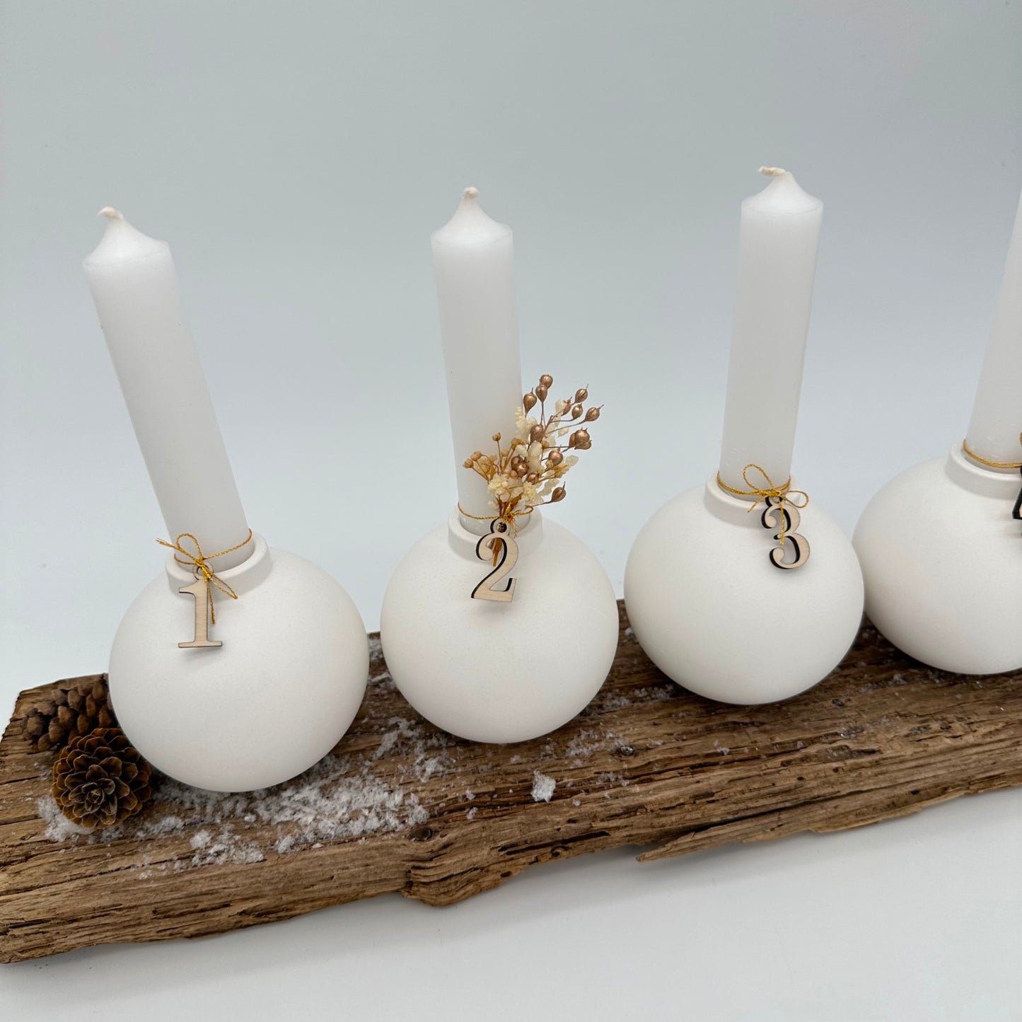 Weihnachtskugel Stabkerzenhalter