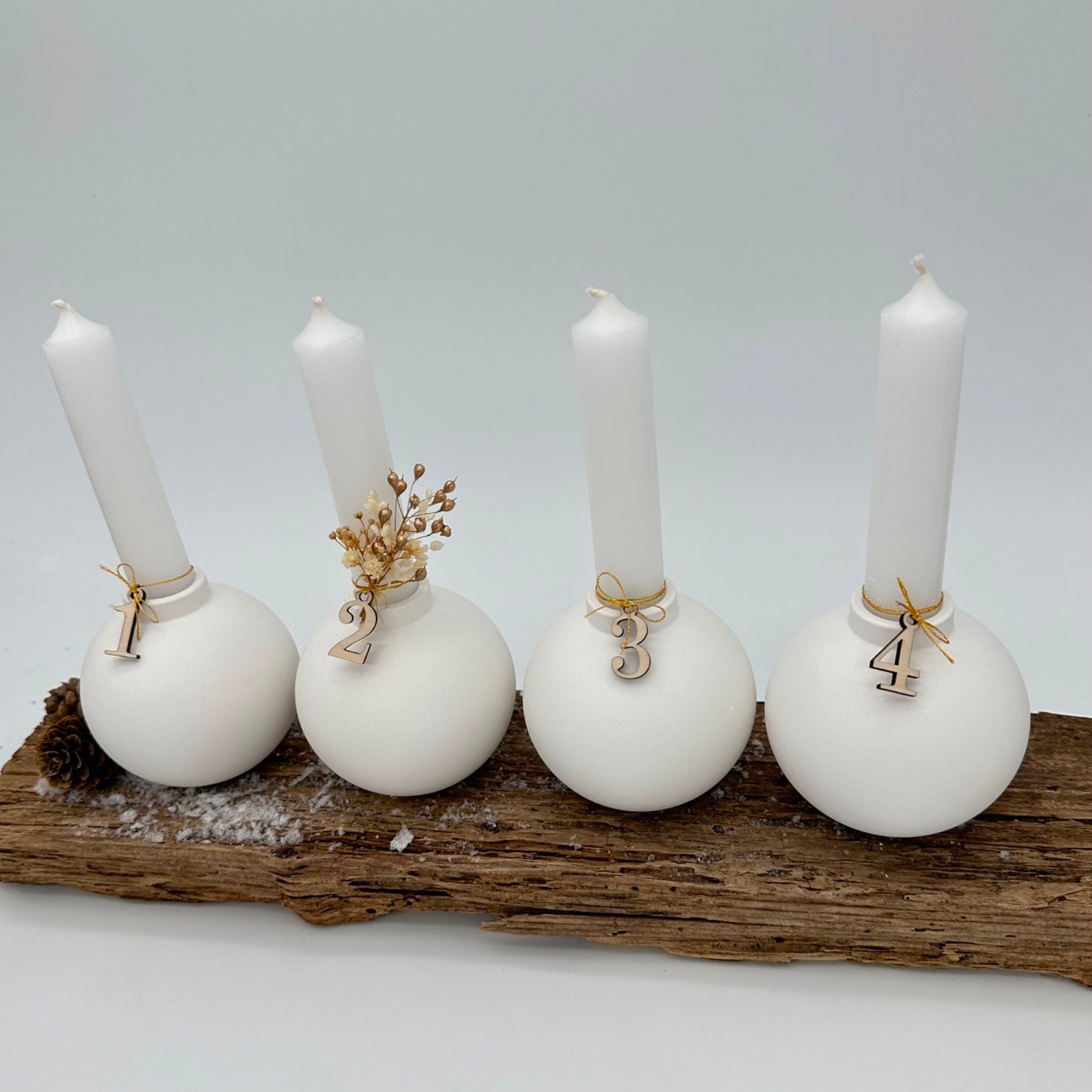 Weihnachtskugel Stabkerzenhalter