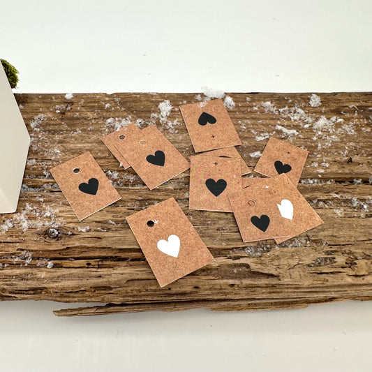 Herzanhänger in weiß und schwarz