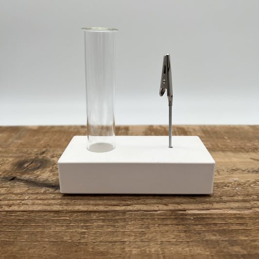 Platte mit Öffnung für Reagenzglas und Klammerhalter