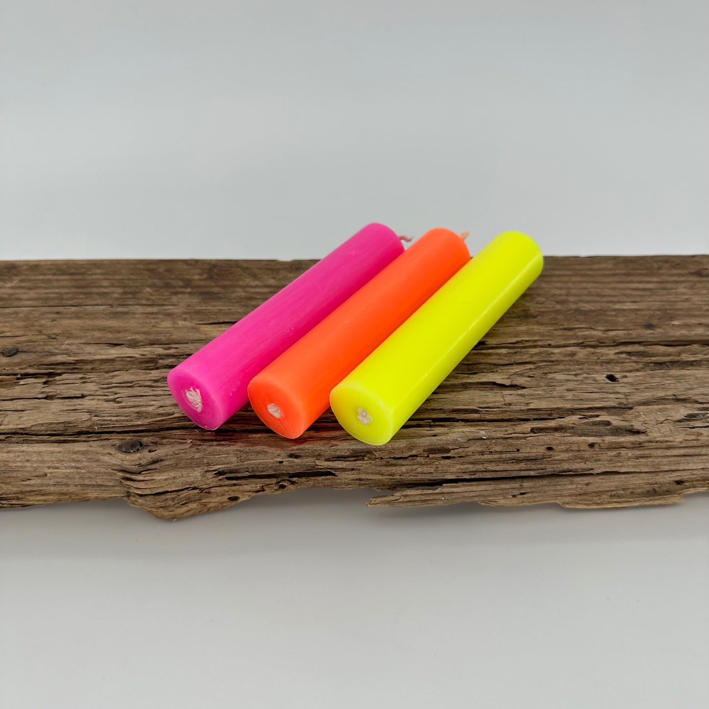 Stabkerze in neon orange