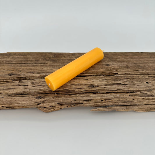 Stabkerze in helles Orange