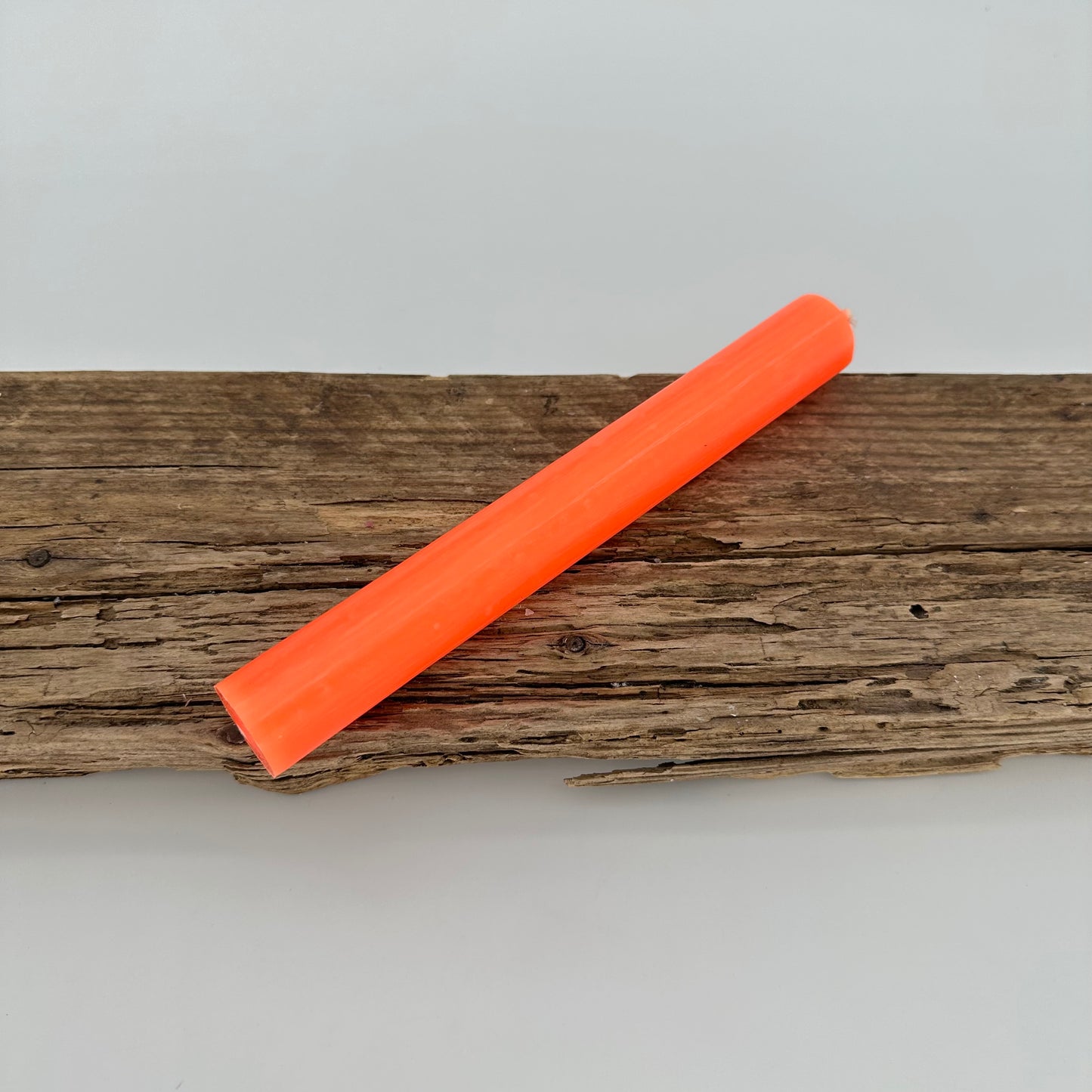 Stabkerze in neon orange