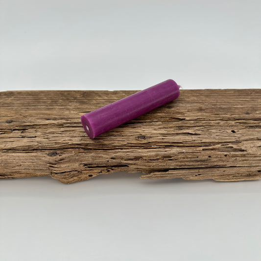Stabkerze in lila magenta