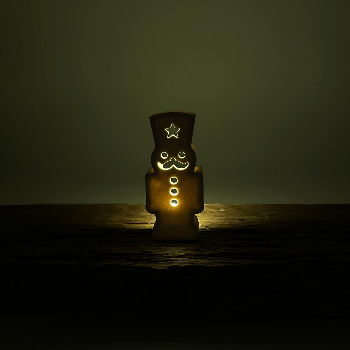 Nussknacker 2.0 für Ballonlichter | Happy Molds Edition