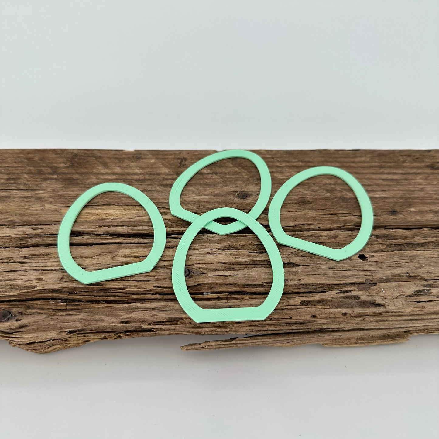 Aufsätze für Ei Ballonlichthalter Silhouette | 12 Stück vers. Farben