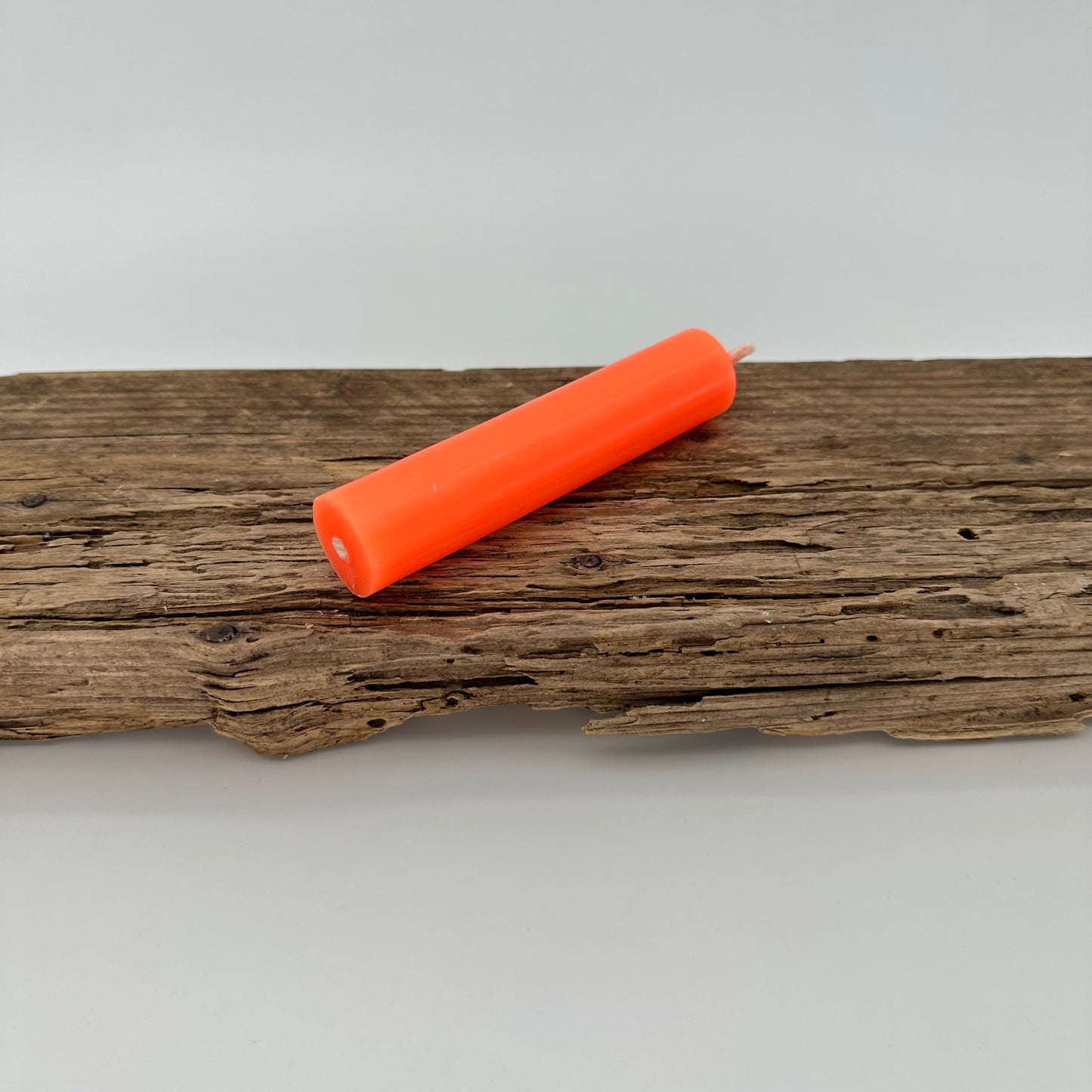 Stabkerze in neon orange