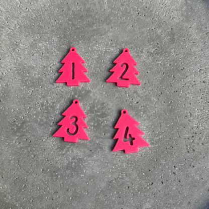 Anhänger "Tanne Adventzahlen“ 3 Set`s