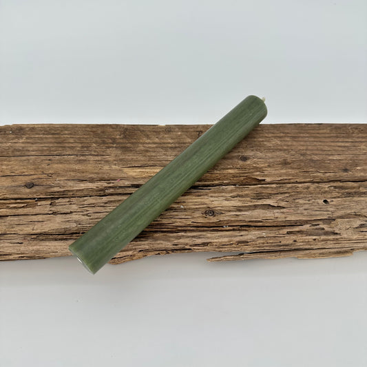 Stabkerze in olive grün