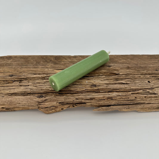 Stabkerze in matcha grün