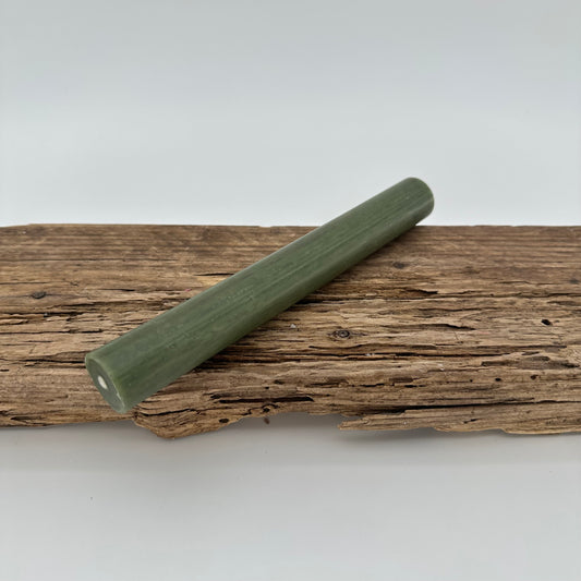 Stabkerze in olive grün