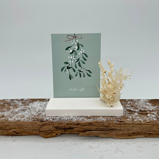 Under the Mistletoe - Nr.4