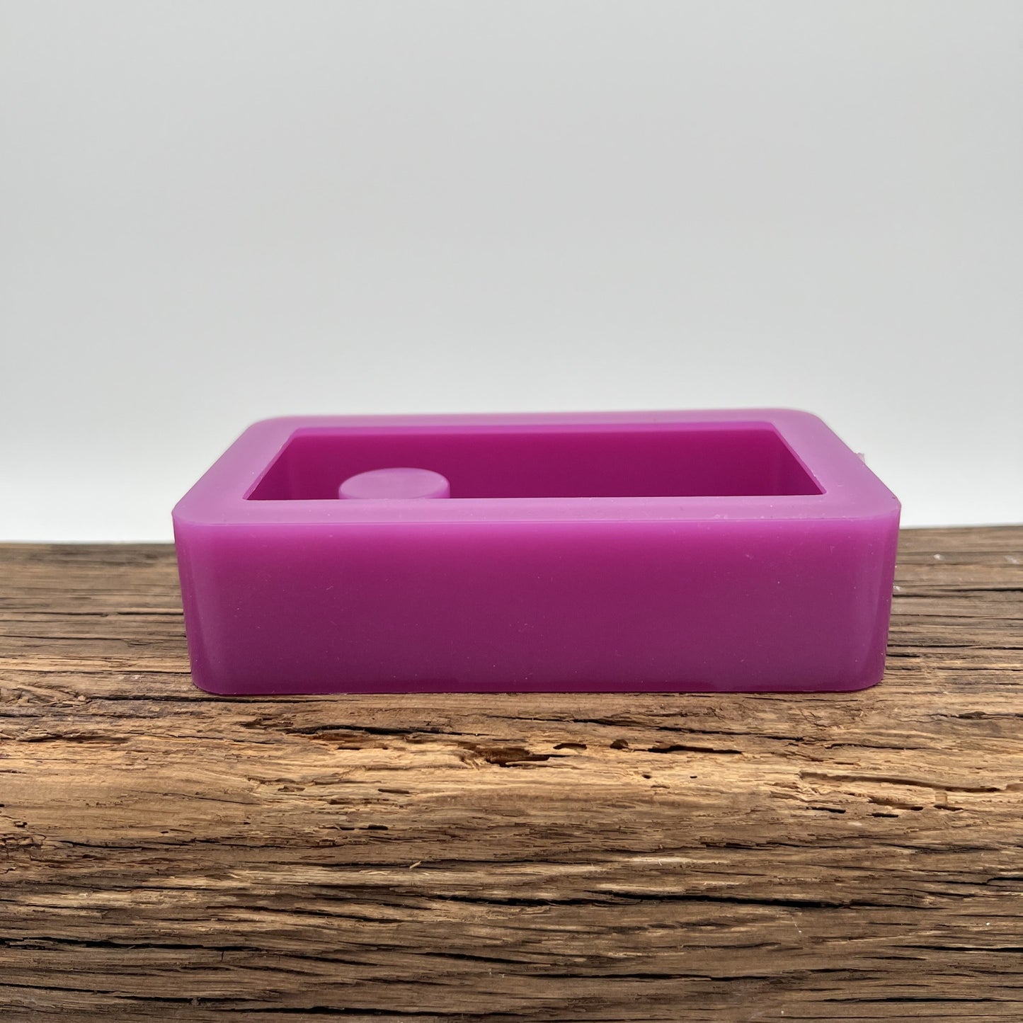 Platte mit Öffnung für Reagenzglas und Klammerhalter